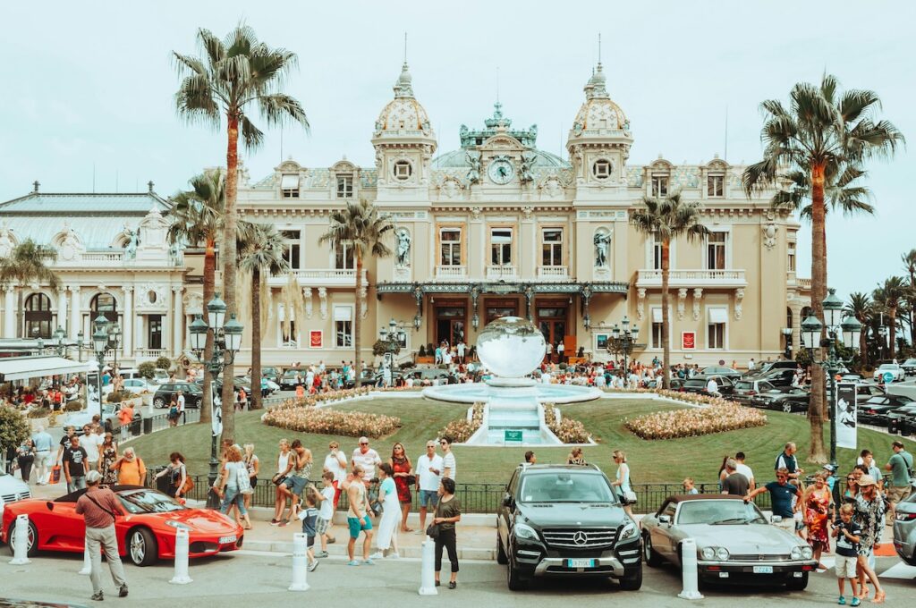 A photograph of Casino de Monte-Carlo.